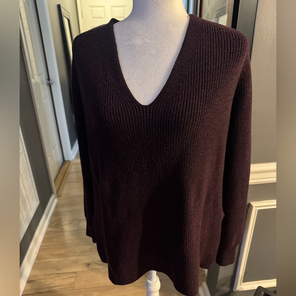 Athleta V-Neck Ribbed Sweater - Maroon/Burgandy